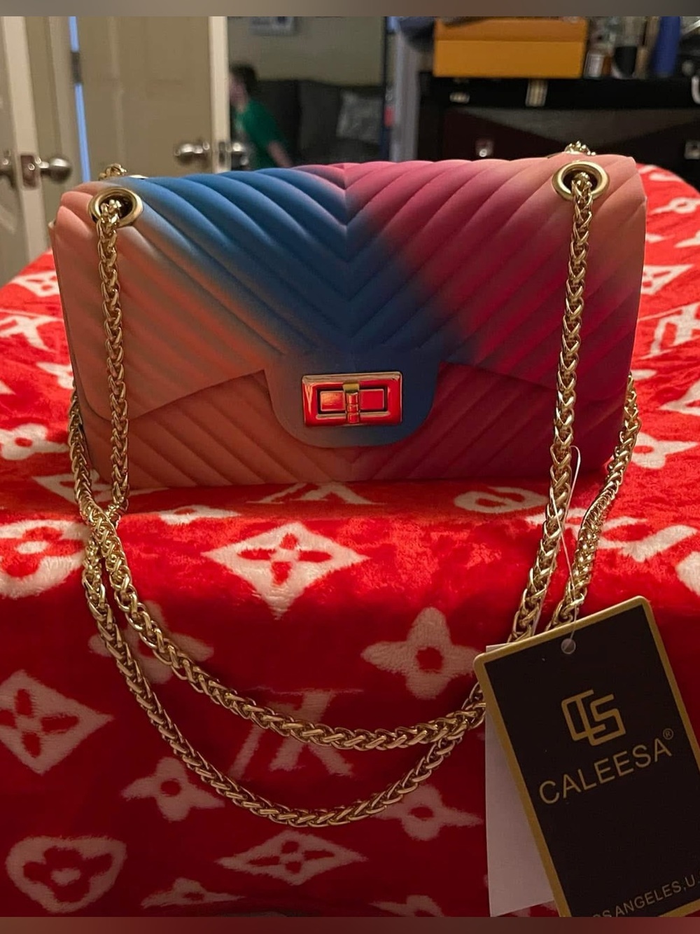 Gradient Pink-Blue Quilted Chain Crossbody Bag